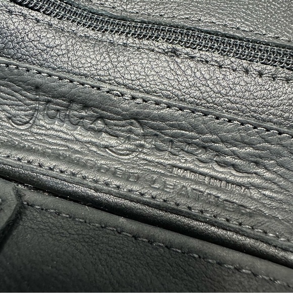 Julia Duseri Rain Guarded Leather Waist Pack, Shoulder Bag, Travel Organizer - Picture 8 of 8